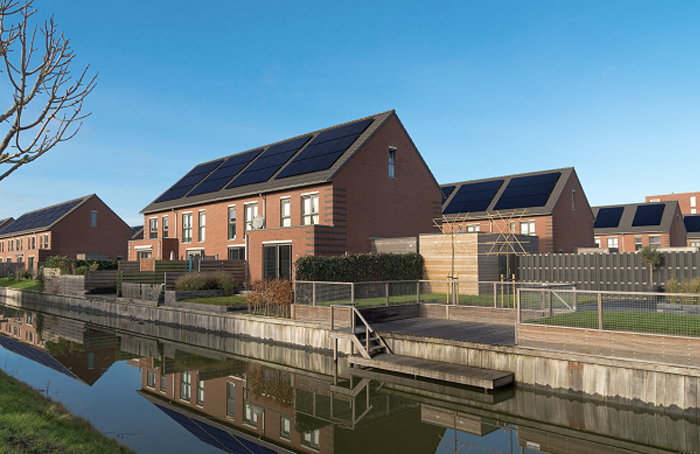 Nederland huis met zonnepanelen