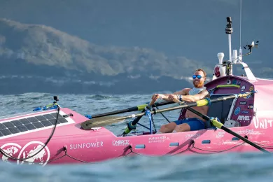 Tez Steinberg makes history rowing 3,000 km across the Pacific Ocean Tez Steinberg makes history rowing 3,000 km across the Pacific Ocean
