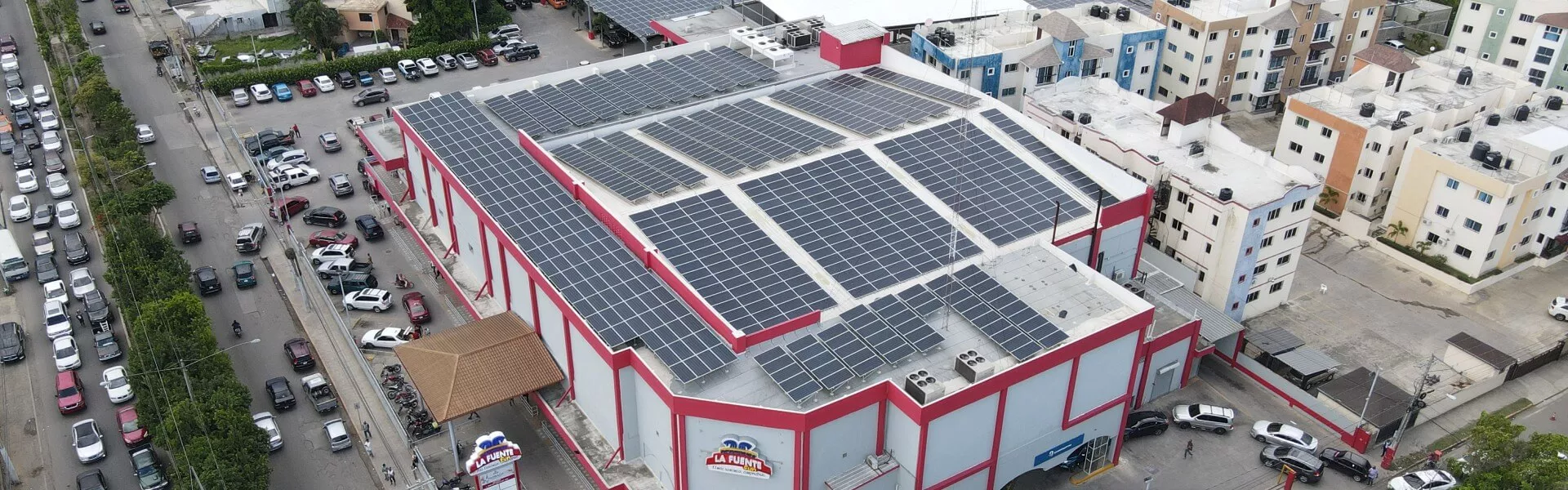 Eficiencia Energética en Supermercados con Tecnología Solar Avanzada